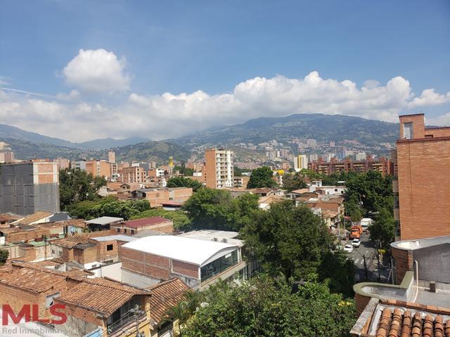 Apartamento en Medellín, Laureles