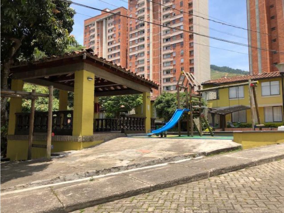 Casa en Medellín, Loma de Los Bernal