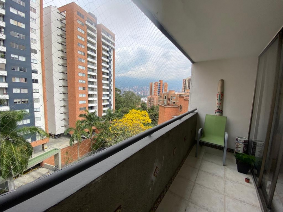 Apartamento en Medellín, Loma de Los Bernal