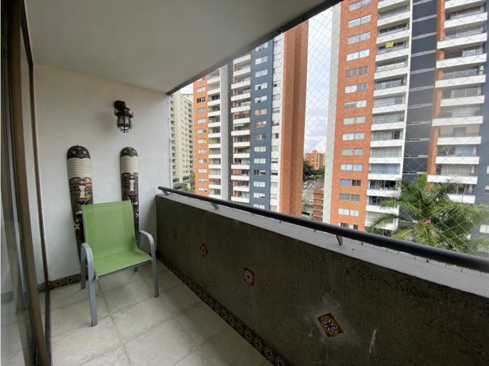 Apartamento en Medellín, Loma de Los Bernal