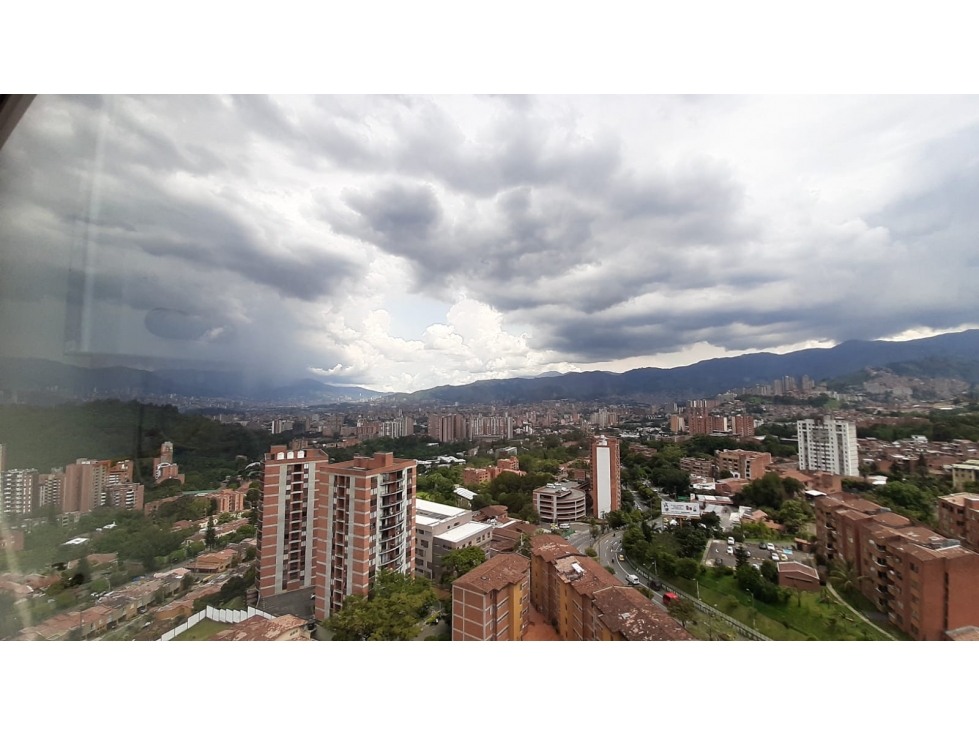 Apartamento en Medellín, La Pilarica