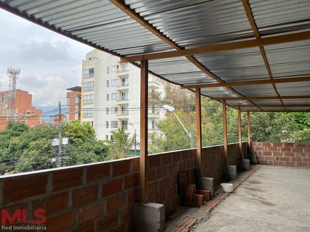 Casa en Medellín, Estadio
