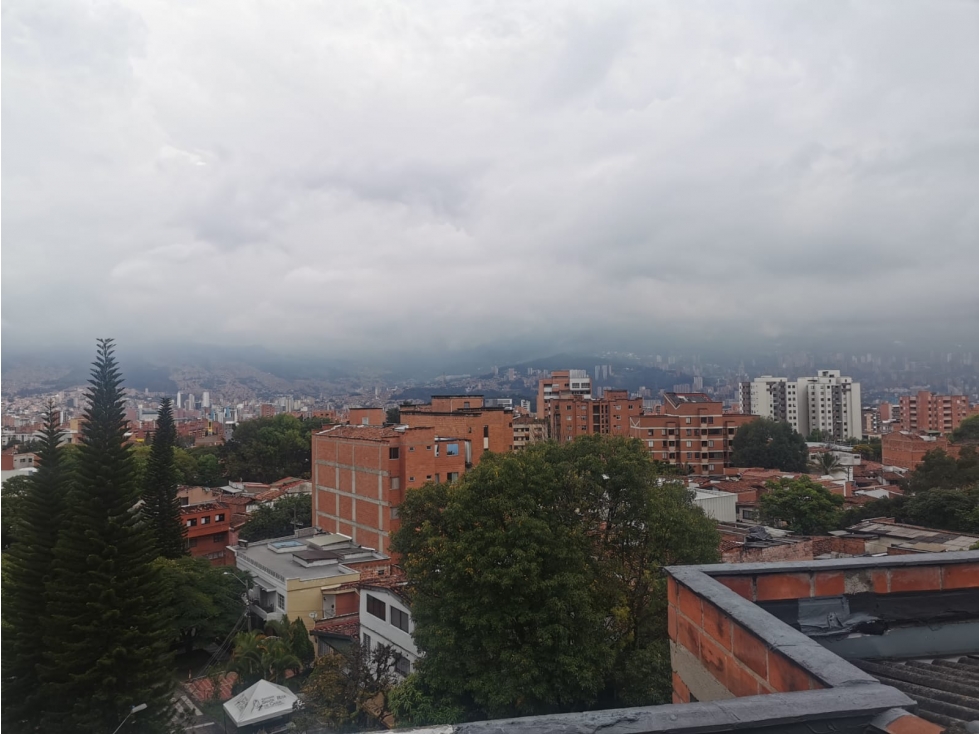 Casa en Medellín, Simón Bolívar