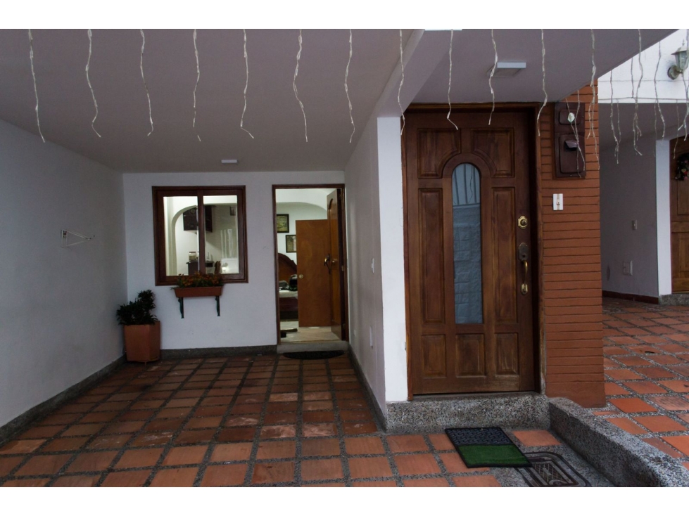 Casa en Medellín, La Pilarica