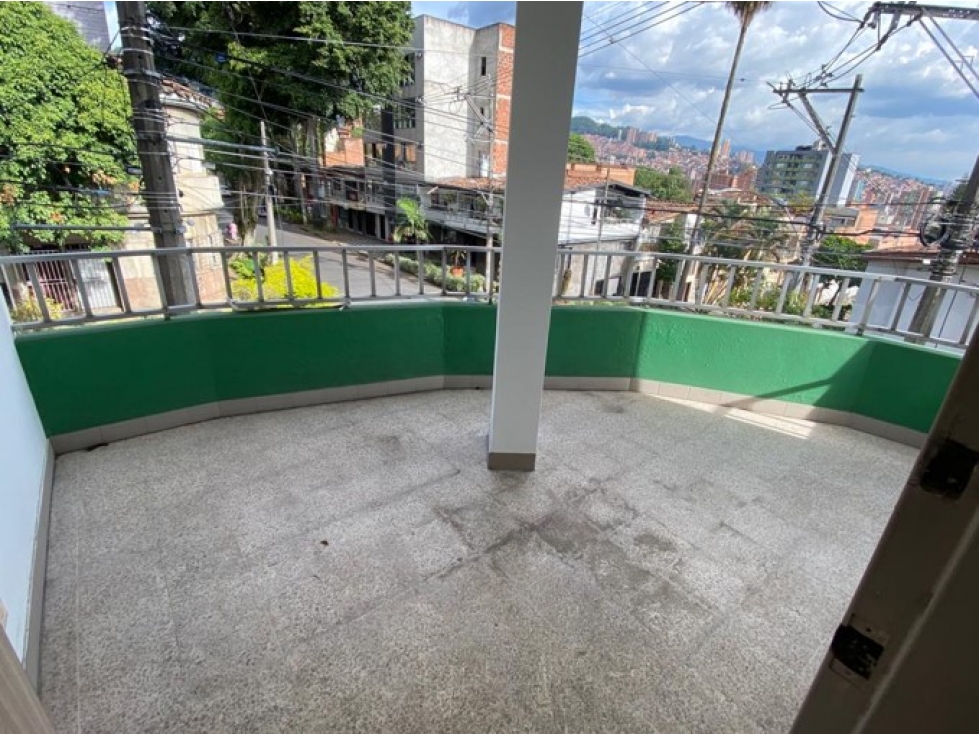 Casa en Medellín, Batallón Girardot