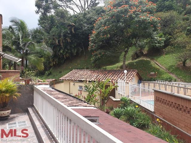 Casa en Medellín, Loma de Los Bernal