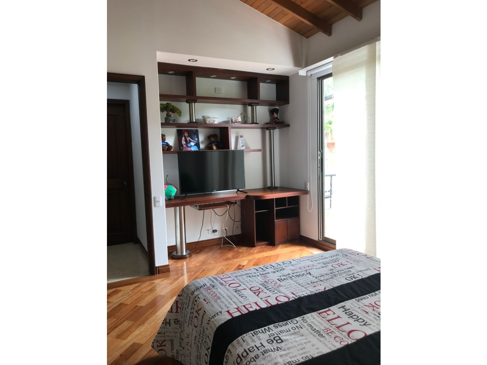 Casa en Medellín, Altos del Poblado, 5872268