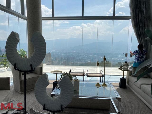 Casa en Medellín, Las Palmas