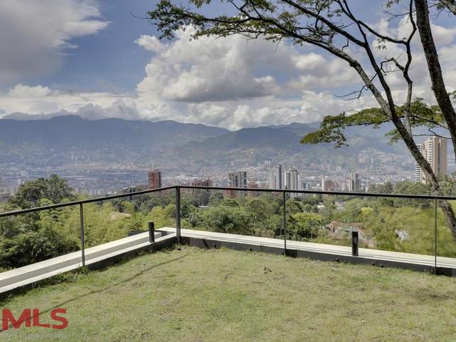 Casa en Medellín, Los Balsos Nº 2