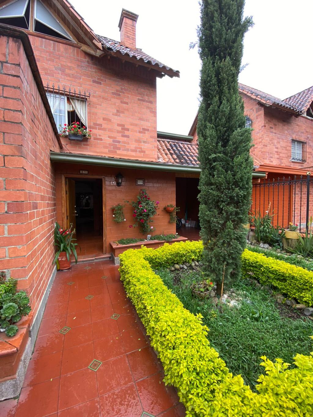 Casa en Rionegro, San Nicolas, 13871