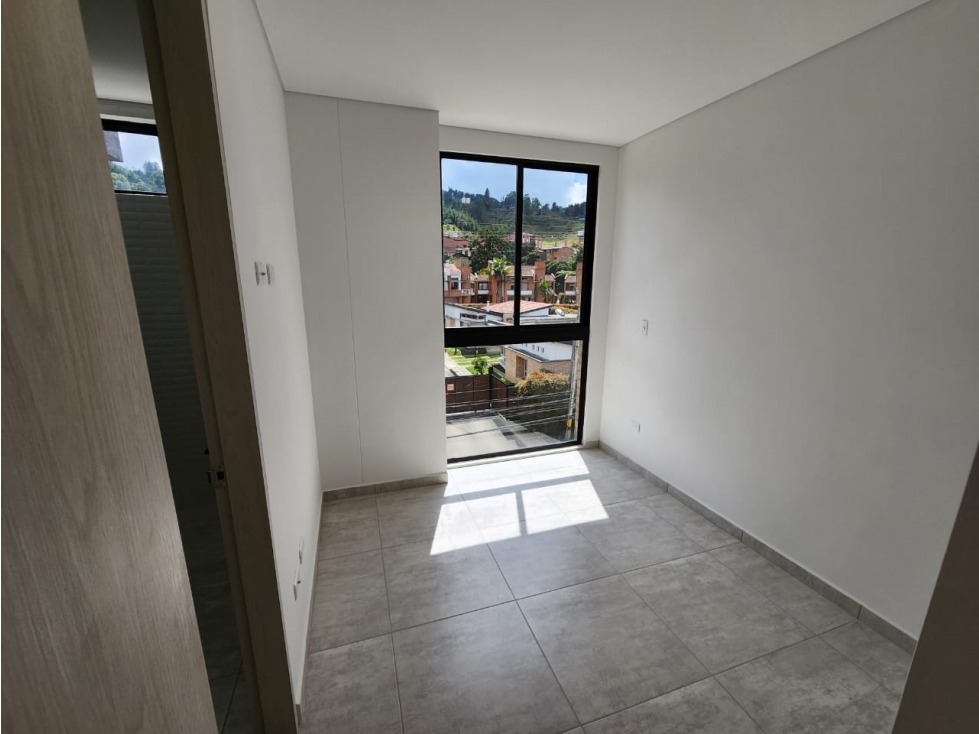 Apartamentos en El Retiro, Alto de las Palmas (El Retiro), 6660235
