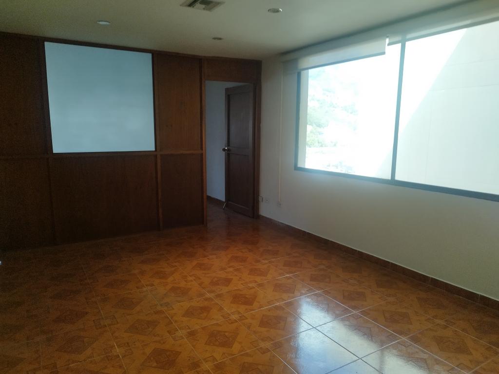 Oficina en Medellín, Centro, 234380