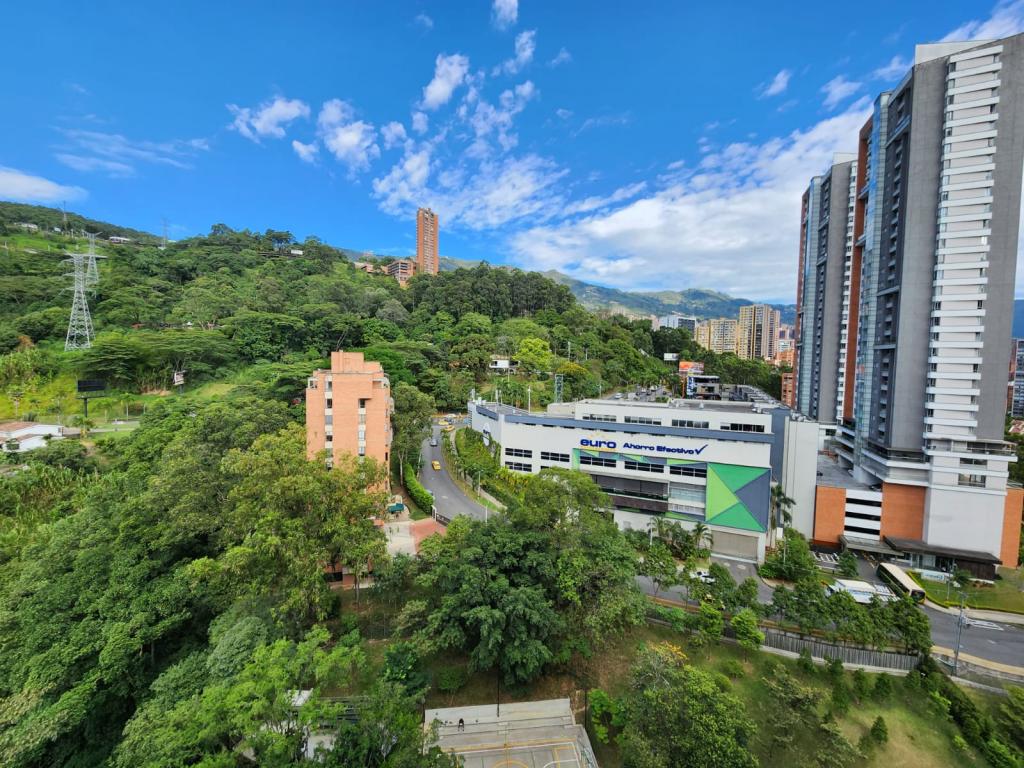 Apartamentos en Medellín, El Poblado, 14669