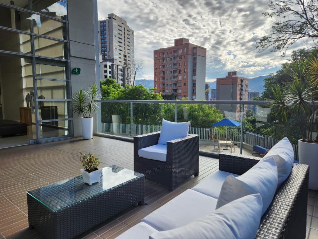 Apartamentos en Medellín, El Poblado, 14669