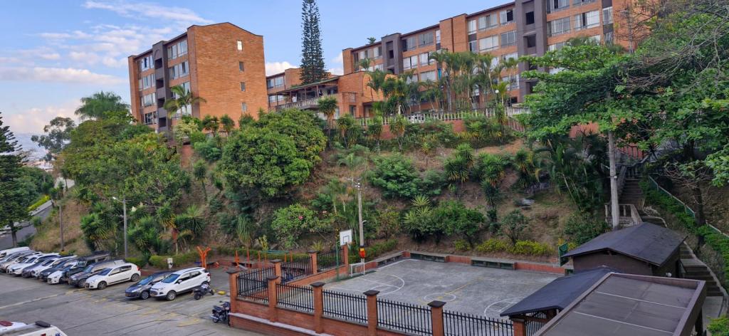 Apartamentos en Medellín, Loma del Indio, 15601