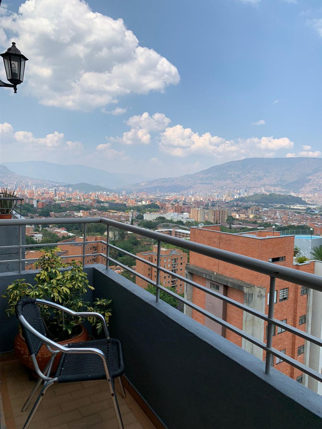 Apartamentos en Medellín, Loma de Los Bernal, 15732