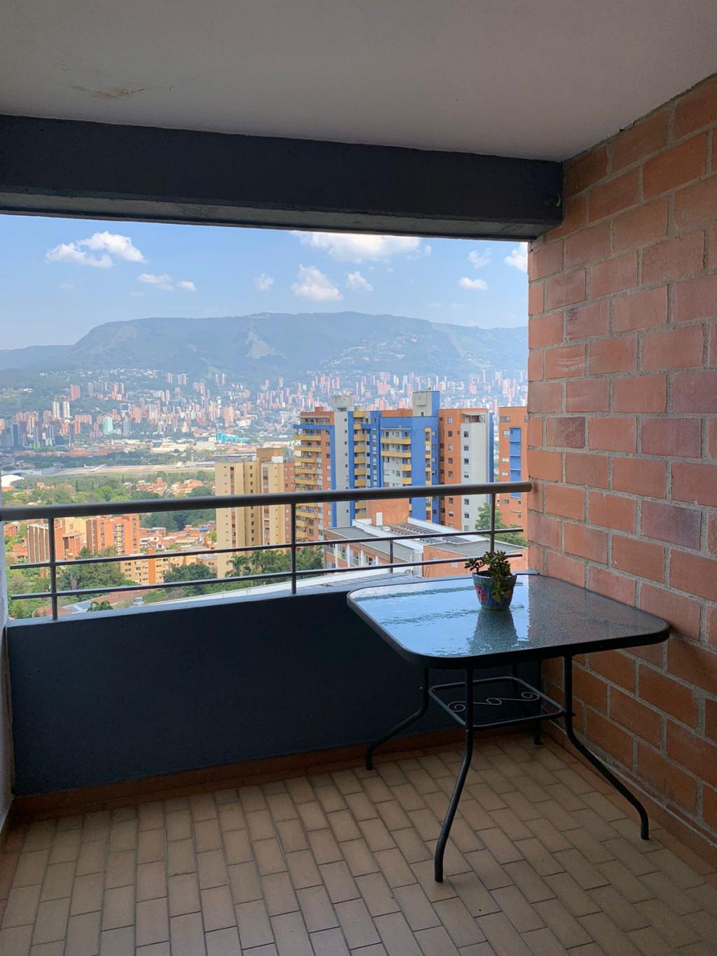 Apartamentos en Medellín, Loma de Los Bernal, 15732