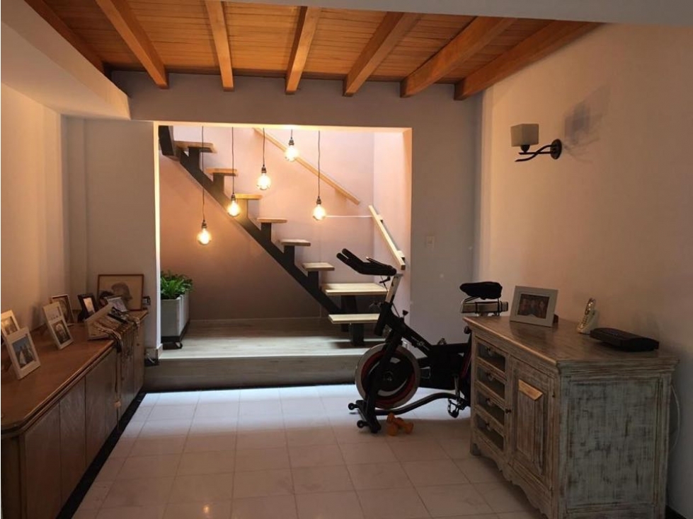Casa en Medellín, Altos del Poblado, 7145627