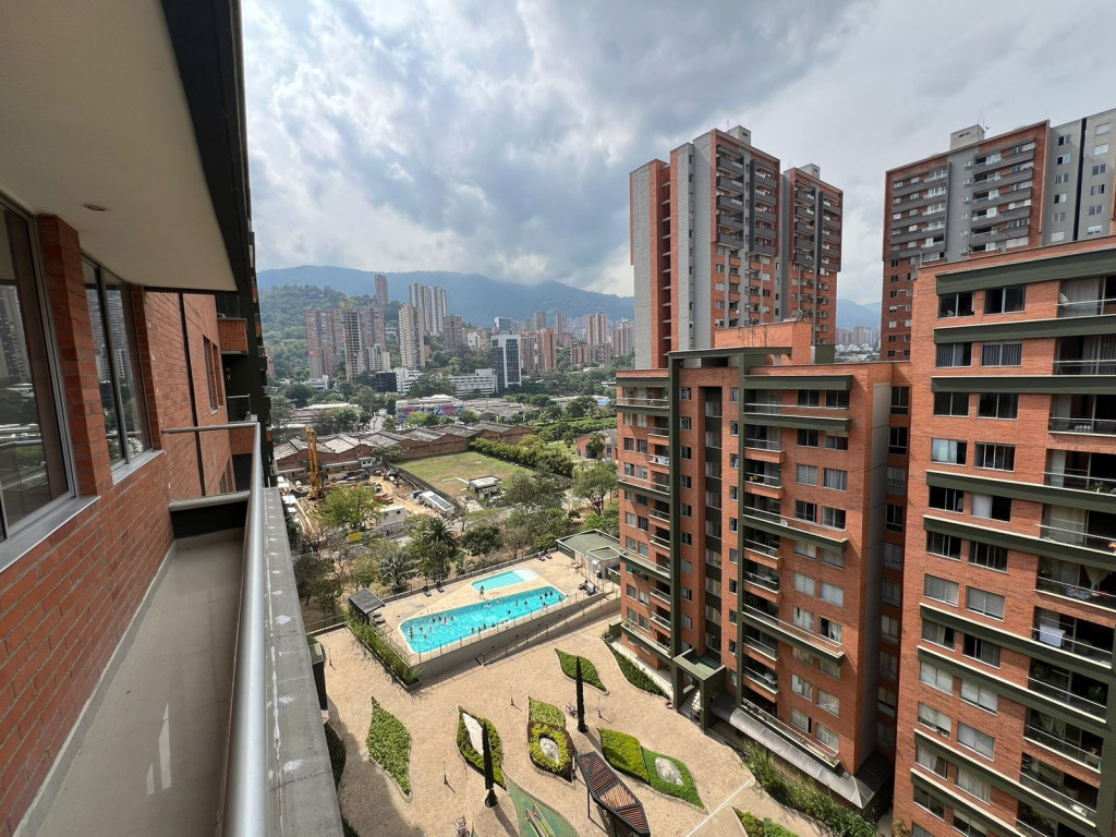Apartamentos en Medellín, Ciudad del Rio, 15862