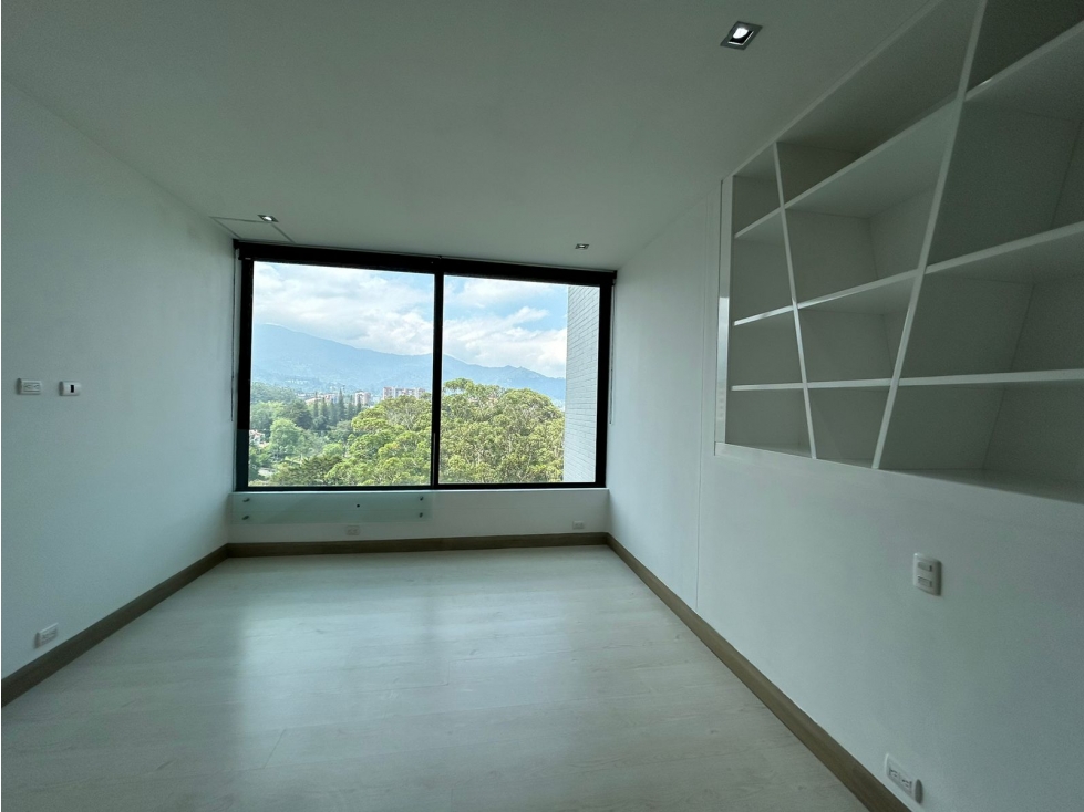 Apartamentos en Medellín, Altos del Poblado, 7420235